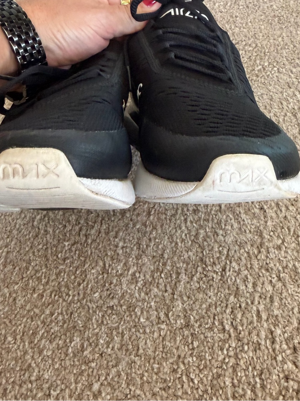 Nike Air Max 270 Sneaker - Picture 8 of 10